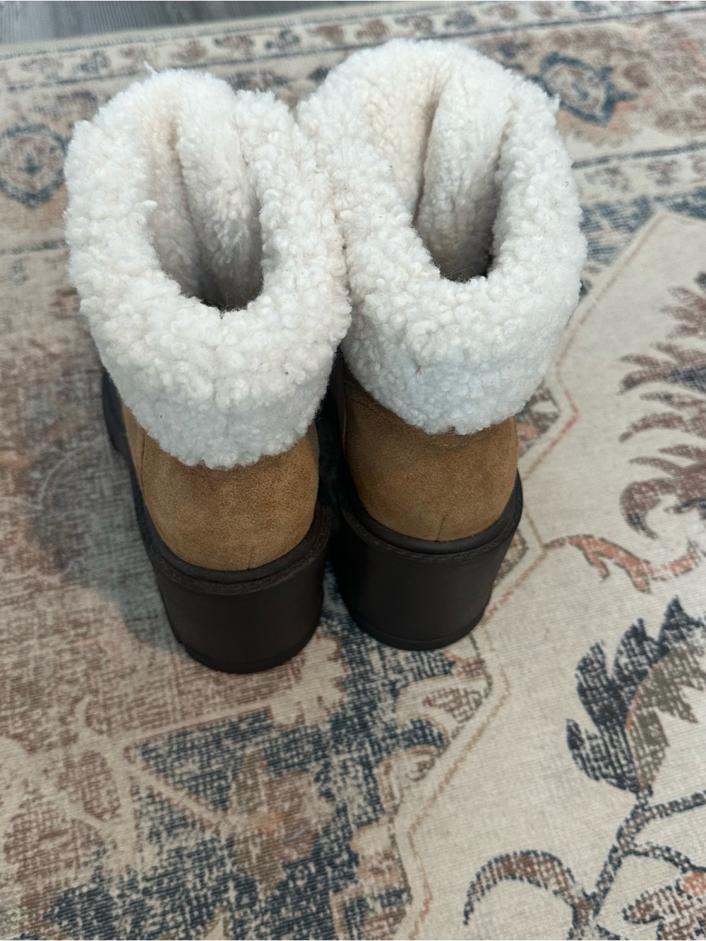 Sherpa heeled booties - Picture 3 of 4